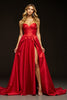 Laden Sie das Bild in den Galerie-Viewer, Rot Herz-Ausschnitt A Linie Lange Satin Abiballkleid mit Schlitz