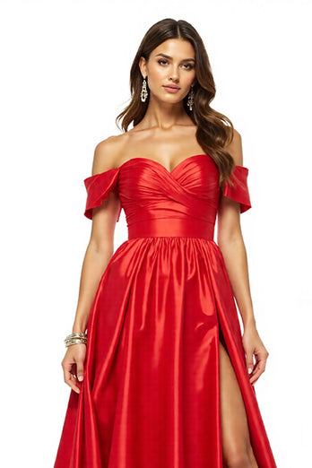 Satin Rot Schulterfreie Lange A Linie Abiballkleider mit Schlitz