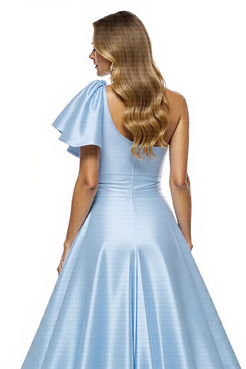 Blau Satin A Linie Rüschen Lange Abiballkleider mit Schlitz