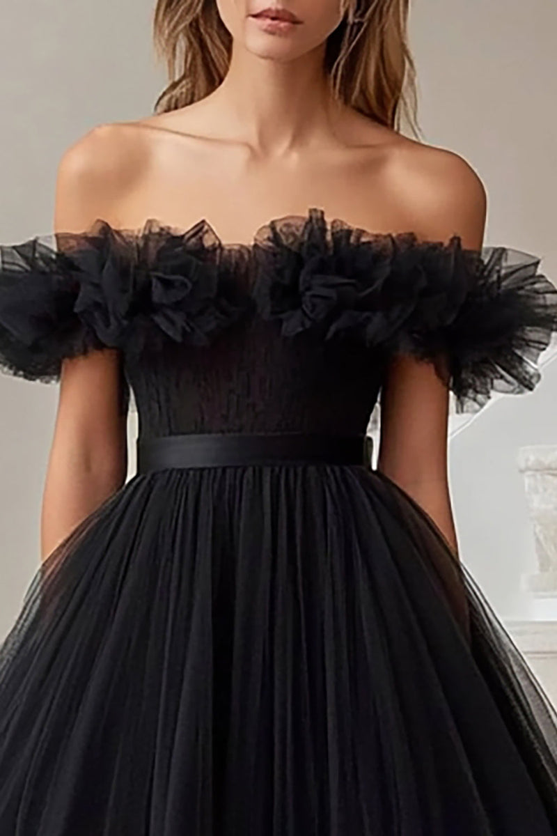 Laden Sie das Bild in den Galerie-Viewer, Schwarz Schulterfreie A Linie High Low Formelle Kleid