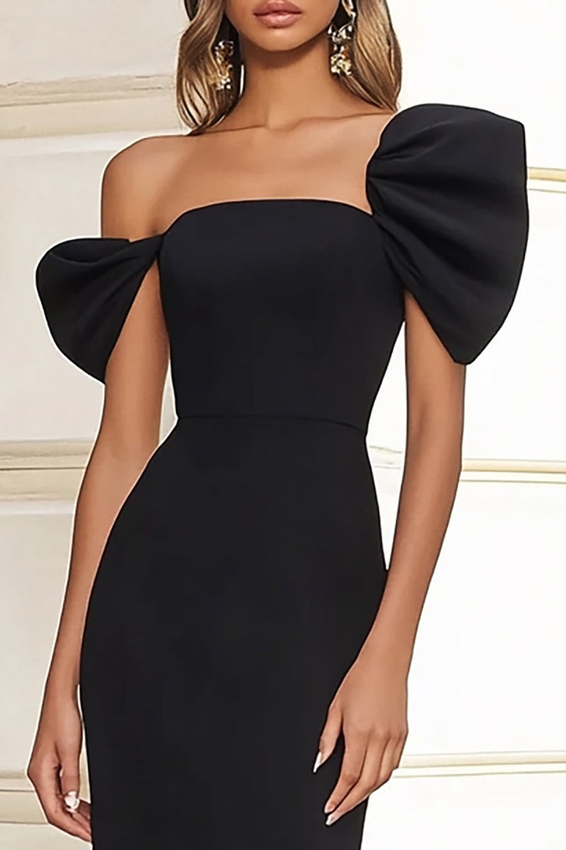 Laden Sie das Bild in den Galerie-Viewer, Schwarz Satin Schulterfreie Lange Formelle Kleid mit Schlitz