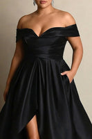 Laden Sie das Bild in den Galerie-Viewer, Schwarz A-Linien Off Schulter Satin Maxi Abendkleid mit Schlitz