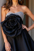 Laden Sie das Bild in den Galerie-Viewer, Glitzer Schwarz Herz-Ausschnitt Kurze Satin Party Kleid mit 3D Blume