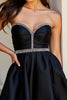 Laden Sie das Bild in den Galerie-Viewer, Glitzer Schwarz Kurze A Linie Satin Party Kleid mit Perlen