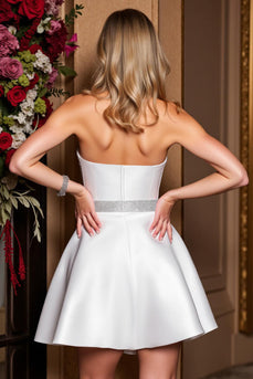 Glitzer Trägerlos Weiß A Linie Kurze Party Kleid mit Perlen