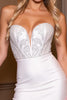 Laden Sie das Bild in den Galerie-Viewer, Glitzer Weiß Kurze Herz-Ausschnitt Satin Party Kleid mit Perlen