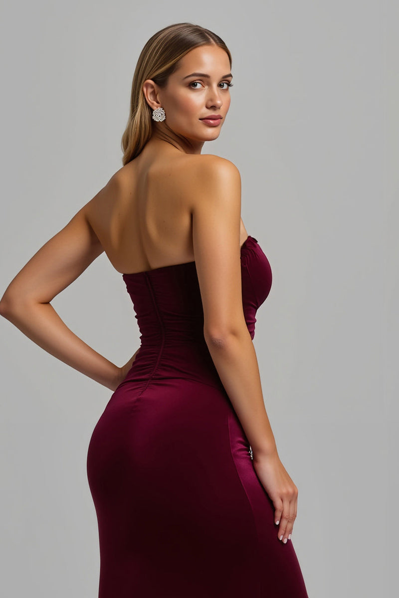Laden Sie das Bild in den Galerie-Viewer, Einfach Burgunderrot Etui Trägerlos Lang Ballkleid mit Schlitz