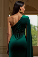 Laden Sie das Bild in den Galerie-Viewer, Dunkelgrün Sheath Ein-Schulter Samt Lang Feiertags Party Kleid mit Schlitz