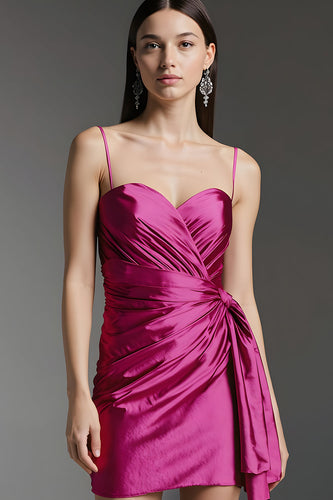 Fuchsia Enges Kurzes Abiballkleid mit Seitlicher Taillenschleife