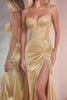Laden Sie das Bild in den Galerie-Viewer, Golden Spaghettiträger Meerjungfrau Lange Ballkleid mit Schlitz