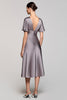 Laden Sie das Bild in den Galerie-Viewer, Schwarz A Linie V Ausschnitt Midi Satin Formelle Kleid mit Rüschen