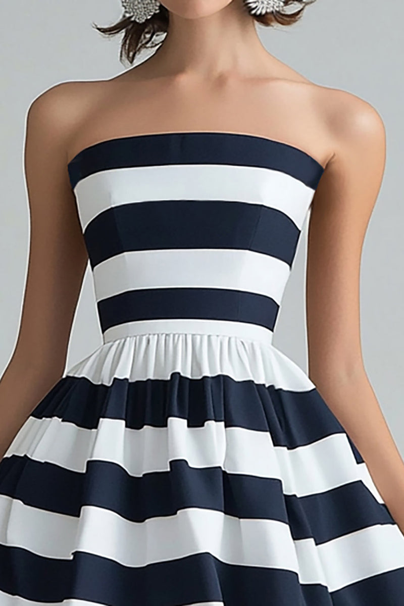 Laden Sie das Bild in den Galerie-Viewer, Marineblau Weiß Trägerlos Streifen A Linie Midi Cocktail Kleid