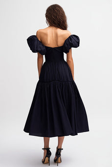 Schwarz Satin Schulterfreie Midi Formelle Kleid mit Rüschen
