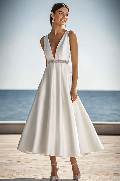 Elfenbein V-Ausschnitt Satin Maxi Standesamtkleid mit Perlen