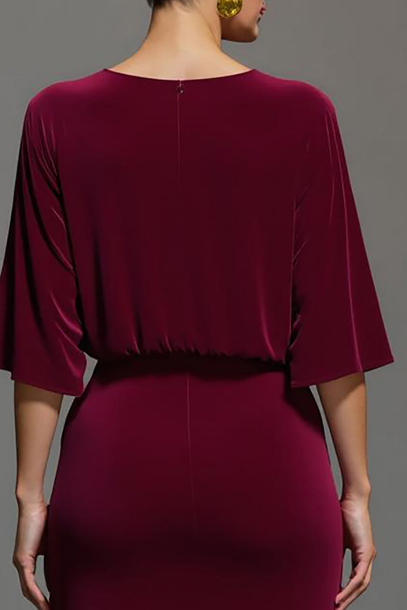 Laden Sie das Bild in den Galerie-Viewer, Samt Bordeaux V Ausschnitt Etuikleid Lang Abendkleid mit Ärmeln