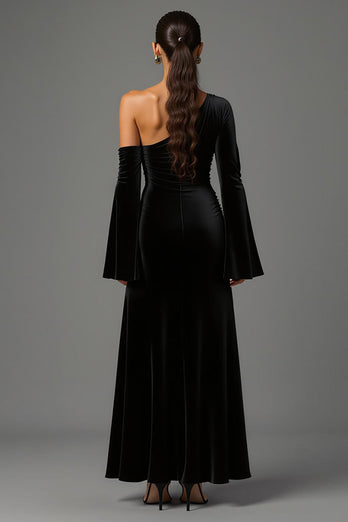 Schwarz Samt Ein Schulter Langarm Abendkleid
