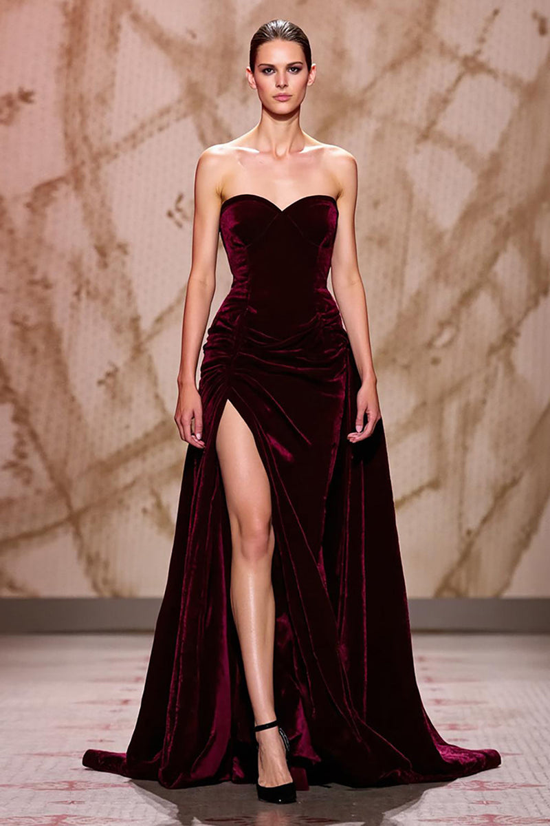 Laden Sie das Bild in den Galerie-Viewer, Dunkelrot Herzausschnitt Samt Lang Abendkleid mit Schlitz