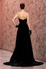 Laden Sie das Bild in den Galerie-Viewer, Einfach Schwarz Trägerlos Samt Lang Abendkleid mit Schlitz