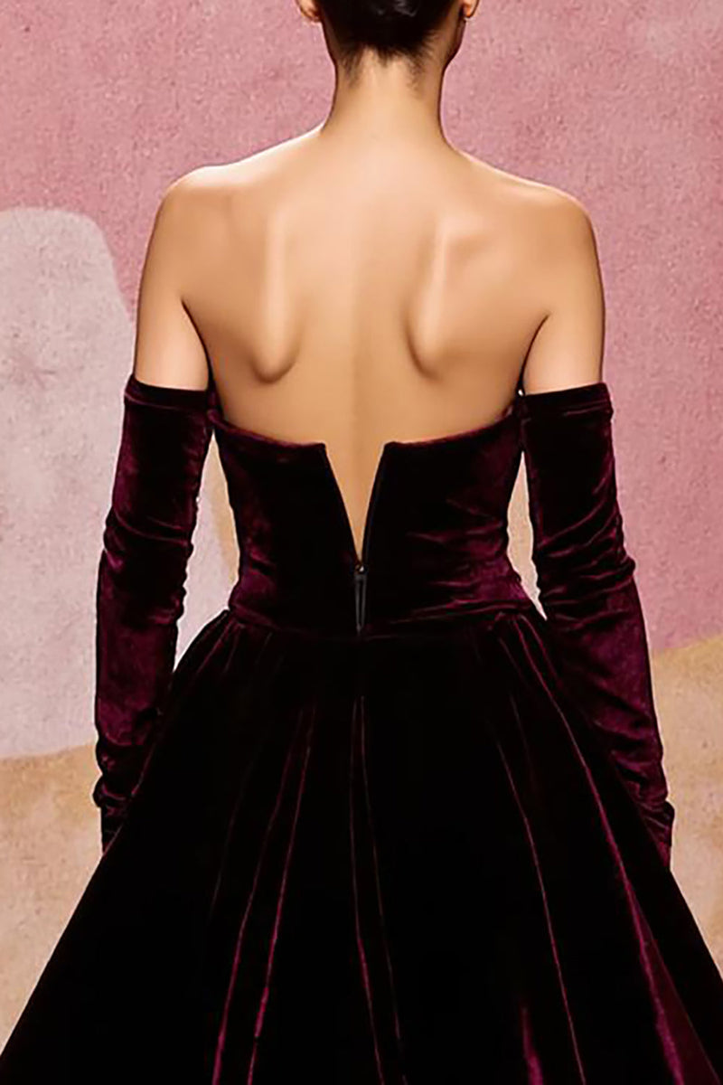 Laden Sie das Bild in den Galerie-Viewer, Dunkelrot Herzausschnitt Samt A Linie Lang Abendkleid