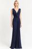 Laden Sie das Bild in den Galerie-Viewer, Marineblau Sheath Satin Lange Falten Abendkleid