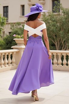 Lila Chiffon A Linie Schulterfreies Lange Hochzeitsgast Kleid mit Applikationen