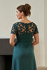 Laden Sie das Bild in den Galerie-Viewer, Tannengrün Rüschen V Ausschnitt langes Brautmutterkleid mit Schlitz