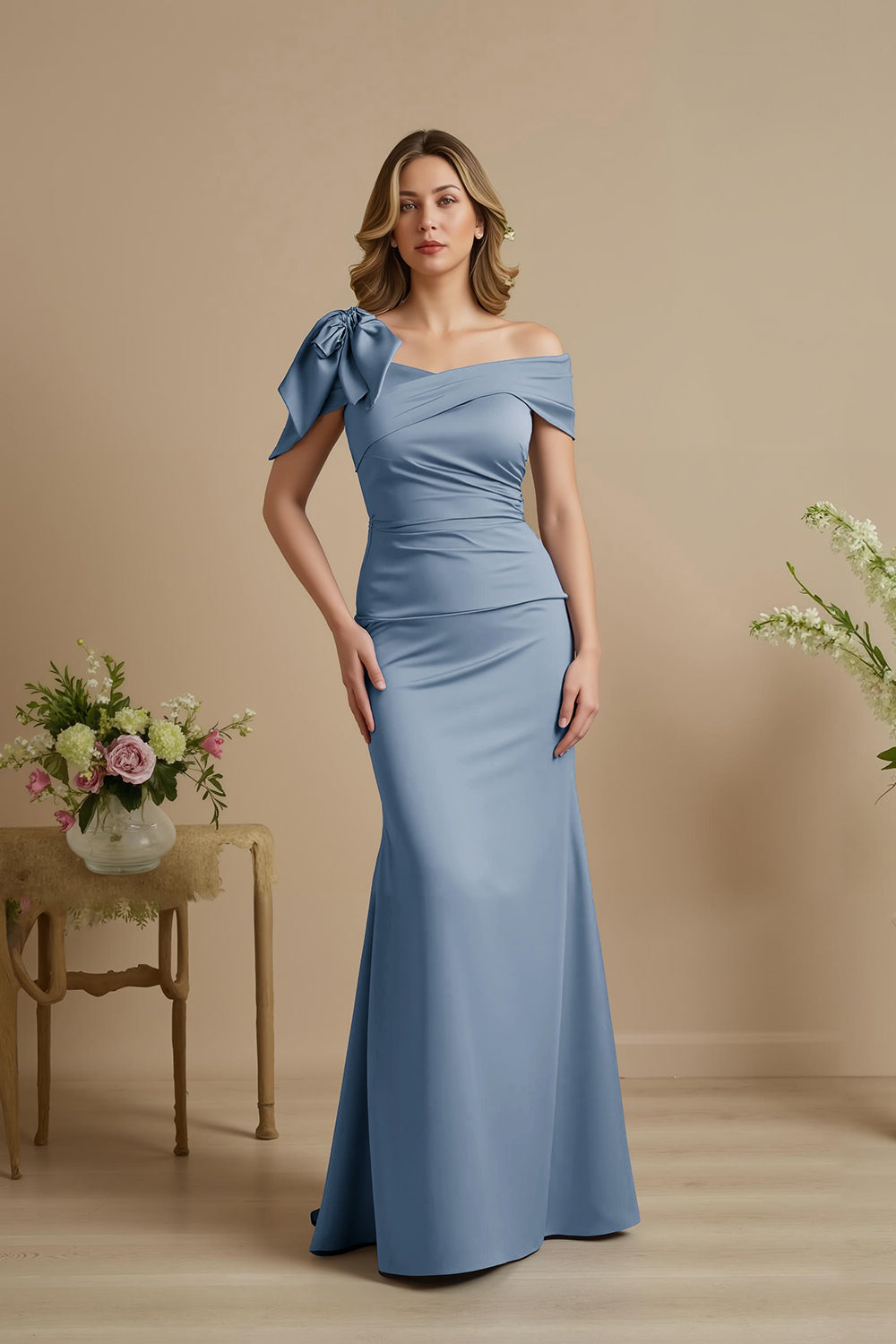 Staubblau Satin Meerjungfrau Rüschenlanges Brautmutterkleid mit Schleife