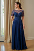 Laden Sie das Bild in den Galerie-Viewer, Marine Chiffon A Line Illusion Bootneck langes Brautmutterkleid mit Ärmeln