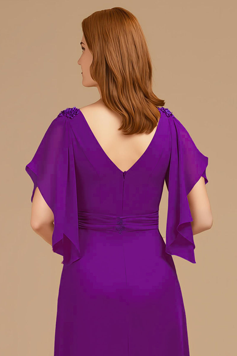 Laden Sie das Bild in den Galerie-Viewer, Traube V Ausschnitt Applikationen langes Brautmutterkleid mit Rüschen