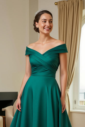 Dunkelgrün A Line Satin Schulterfreie langes Brautmutterkleid