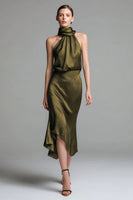 Laden Sie das Bild in den Galerie-Viewer, Olive Satin Sheath Hoher Hals Asymmetrisches Formelle Kleid