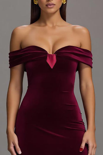 Bordeaux Samt Etuikleid Schulterfrei Lang Abendkleid mit Schlitz