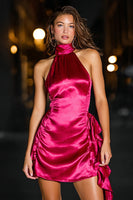 Laden Sie das Bild in den Galerie-Viewer, Fuchsia Satin Enges Hoher Hals Kurze Cocktail Kleid mit Rüschens