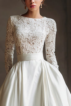 Elfenbein Bootneck Schleppe Langarm Brautkleid mit Spitze