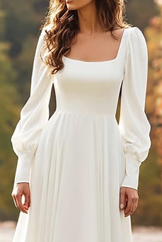 Einfaches Elfenbein Square Neck Langarm A Line Kurze Schleppe Brautkleid