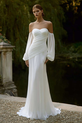 Elfenbein Chiffon Meerjungfrau Schulterfreie Kurze Schleppe Brautkleid mit Ärmeln