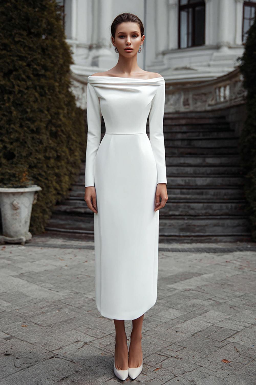 Elfenbein Sheath Satin Schulterfreie Langes Verlobungskleid