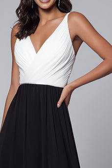 Schwarz und Weiß A Linie V-Ausschnitt Ruched Lang Formelle Kleid mit Schlitz