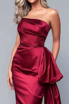 Burgunderrot Trägerlos Meerjungfrau Satin Langes Formelle Kleid mit Side Cape