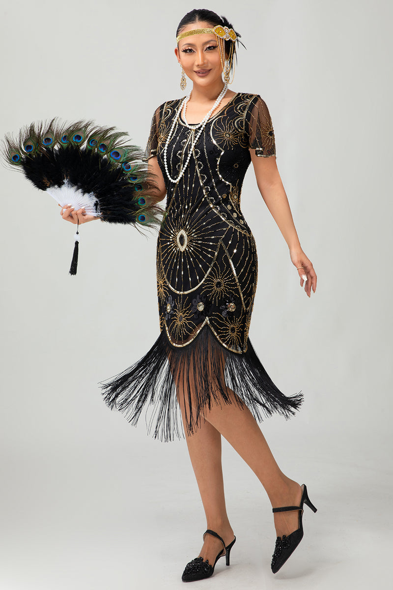 Laden Sie das Bild in den Galerie-Viewer, Glitzerndes Schwarzes Silbernes Pailletten Flapperkleid mit Kurzen Ärmeln und Fransen