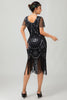 Laden Sie das Bild in den Galerie-Viewer, Glitzerndes Schwarzes Silbernes Pailletten Flapperkleid mit Kurzen Ärmeln und Fransen