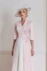 Laden Sie das Bild in den Galerie-Viewer, Rosa A Linie Blumen Midi Mutter der Braut Kleid mit Ärmel