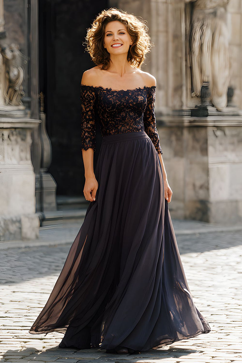 Laden Sie das Bild in den Galerie-Viewer, Schwarz Schulterfreie Chiffon Langes Brautmutterkleid mit Spitze
