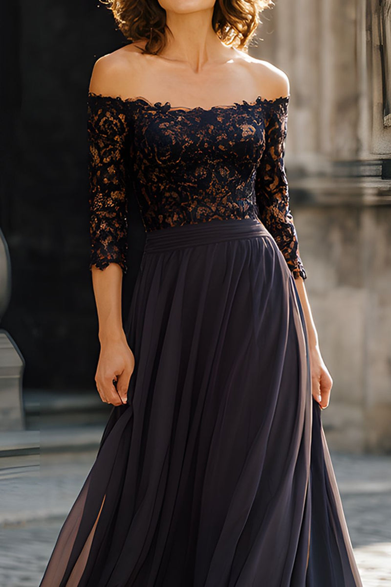 Laden Sie das Bild in den Galerie-Viewer, Schwarz Schulterfreie Chiffon Langes Brautmutterkleid mit Spitze