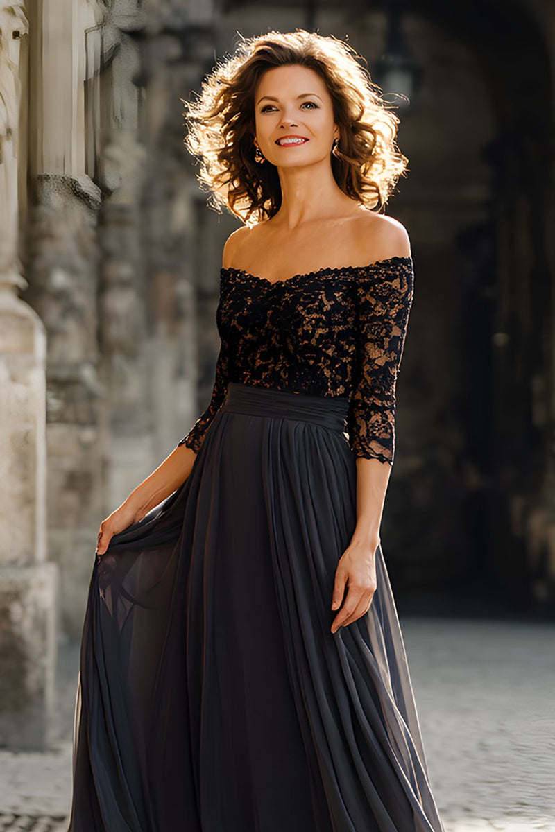 Laden Sie das Bild in den Galerie-Viewer, Schwarz Schulterfreie Chiffon Langes Brautmutterkleid mit Spitze