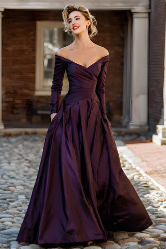 Pflaume Schulterfreie A Linie Langes Brautmutterkleid mit Ärmel
