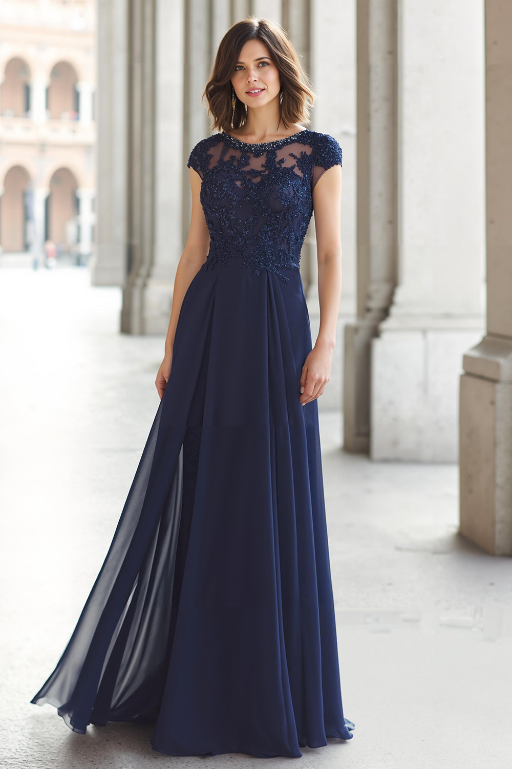 Marineblau Chiffon A-Linie U-Boot-Ausschnitt Lange Brautmutterkleid mit Applikationen
