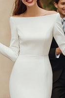 Laden Sie das Bild in den Galerie-Viewer, Elfenbein Bodycon Satin Kurzes Brautkleid mit Federn