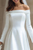 Laden Sie das Bild in den Galerie-Viewer, Elfenbein A Linie Schulterfreie Satin High Low Junggesellinnenabschied Kleid mit Ärmel
