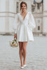 Laden Sie das Bild in den Galerie-Viewer, Elfenbein V-Ausschnitt Satin A-Linie Kurzes Brautkleid mit Spitze